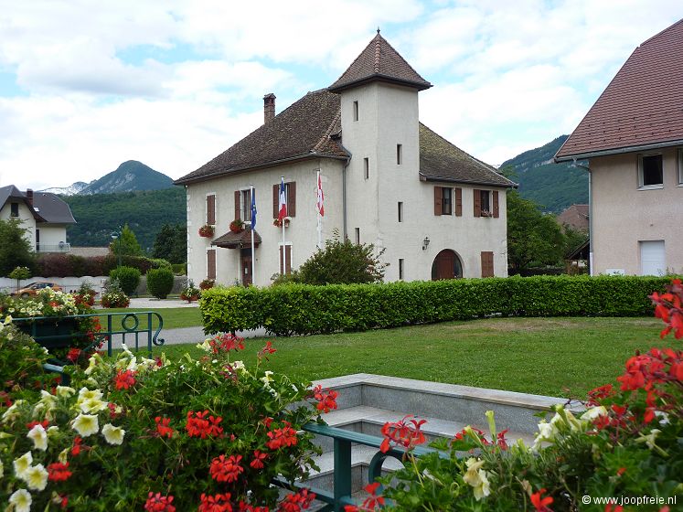 Duingt: gemeentehuis